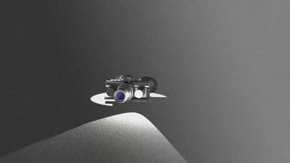 Single-Tube Night Vision Binoculars Equipped with a Tactical Light